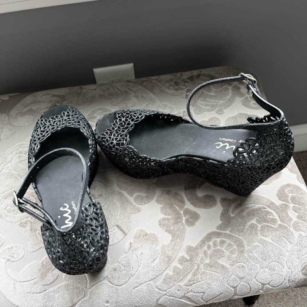 Women's Black Lace Wedge Sandals